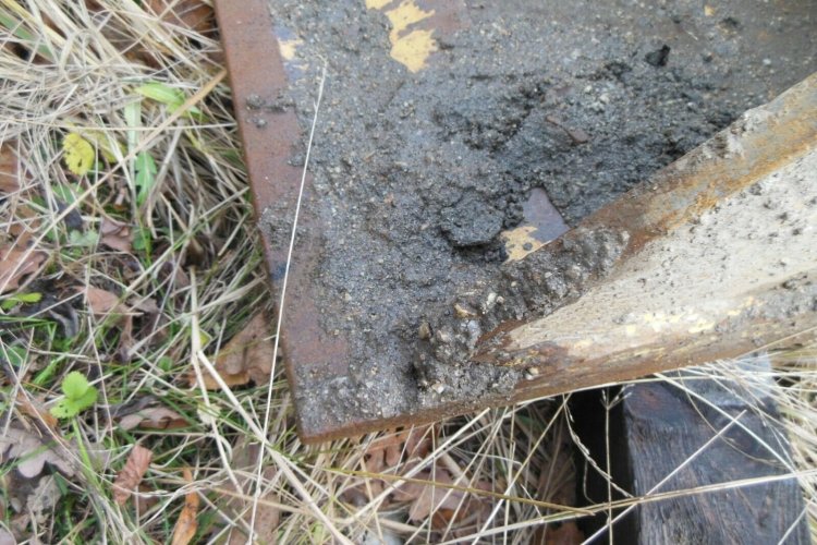 VOLVO 120L - Lžíce 3,8m3