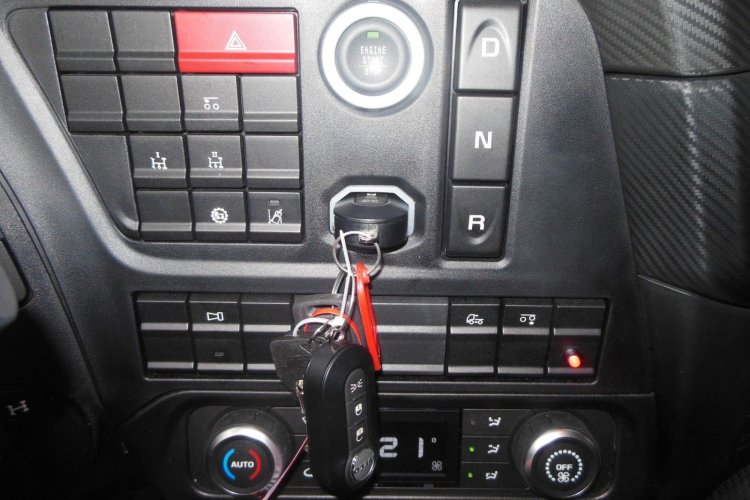 IVECO X-WAY,280X46,TNH 20,SKLADEM