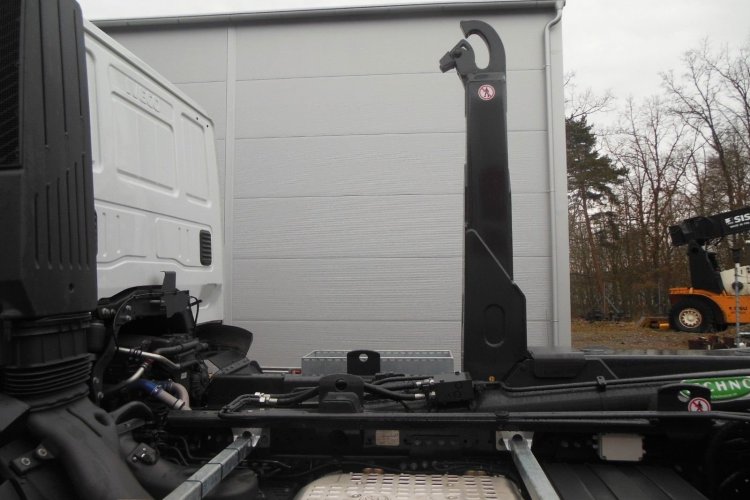 IVECO X-WAY,280X46,TNH 20,SKLADEM