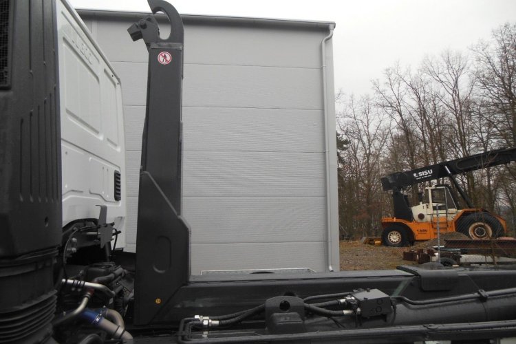 IVECO X-WAY,280X46,TNH 20,SKLADEM