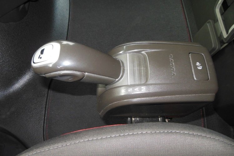 VOLVO FH 13/540, Hydraulika