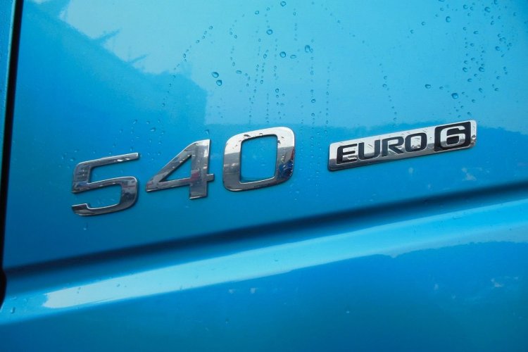 VOLVO FH 13/540, Hydraulika