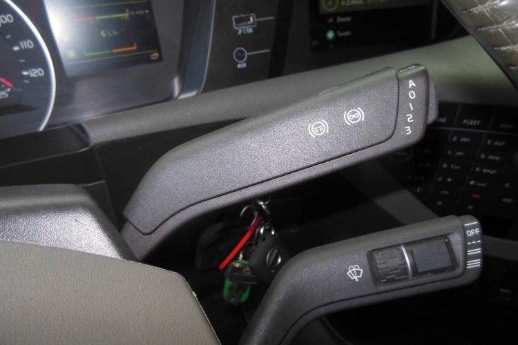 VOLVO FH 13/540, Hydraulika