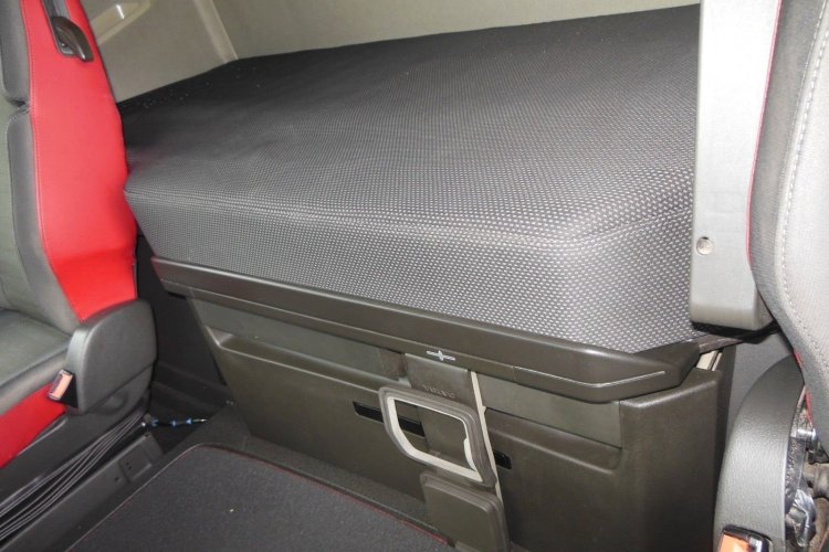 VOLVO FH 13/540, Hydraulika