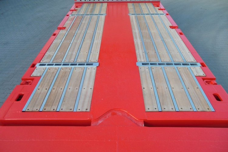 Kässbohrer K.SPA M 3, MEGA-PLATO-TELESKOP