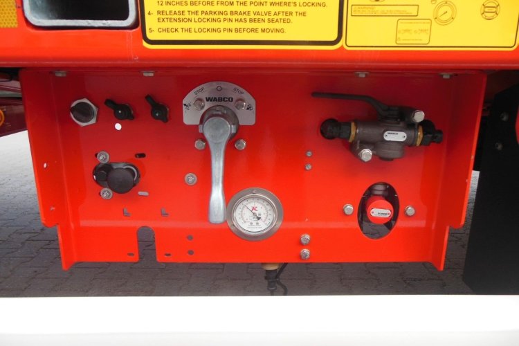 Kässbohrer K.SPA M 3, MEGA-PLATO-TELESKOP