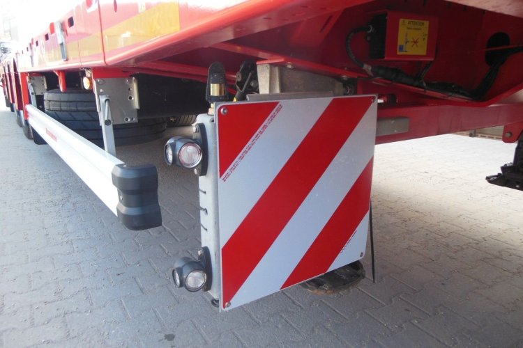 Kässbohrer K.SPA M 3, MEGA-PLATO-TELESKOP