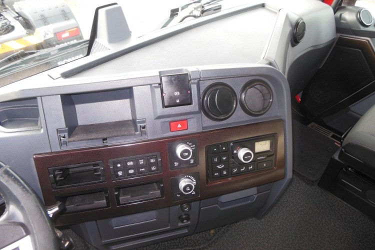 RENAULT T520 HIGH, LowDeck