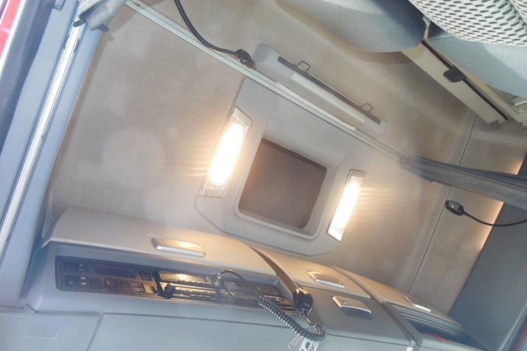 RENAULT T520 HIGH, LowDeck