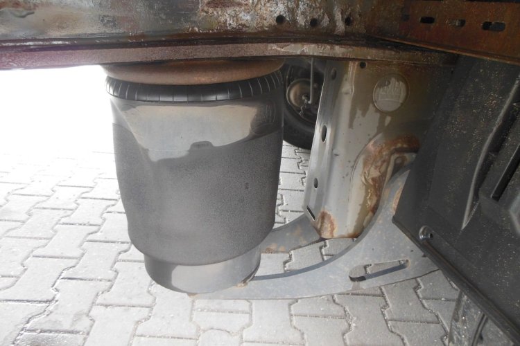 KRONE SD Mega Liner, Zvedací náprava