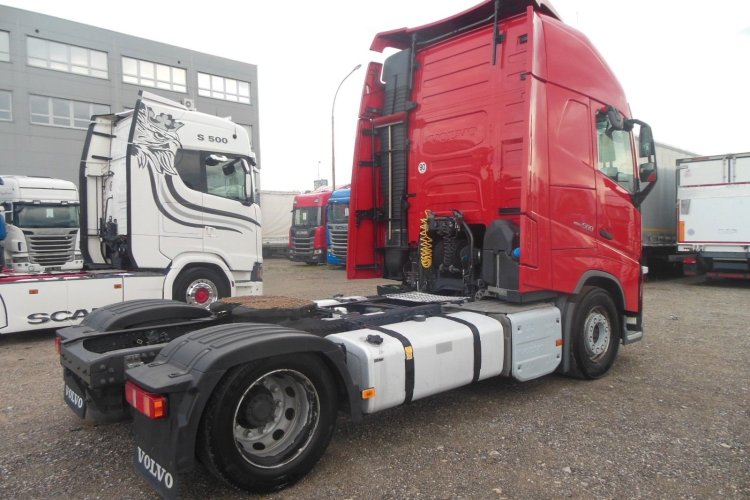VOLVO FH 13/500, Globe XL, LowDeck, ParkCool