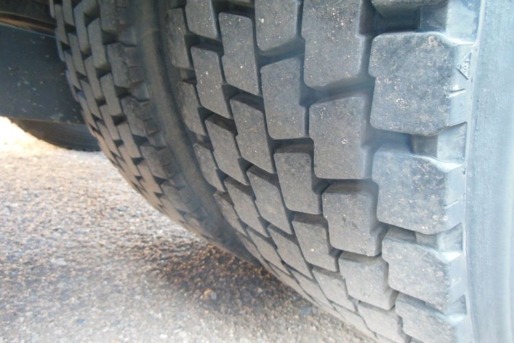 MERCEDES-BENZ 1845 Actros