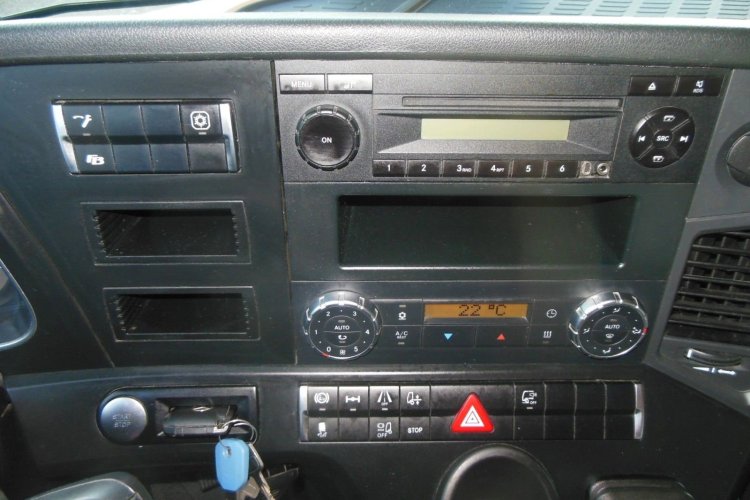 MERCEDES-BENZ 1845 Actros