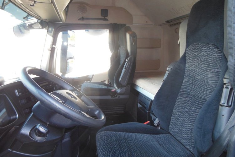 MERCEDES-BENZ 1845 Actros