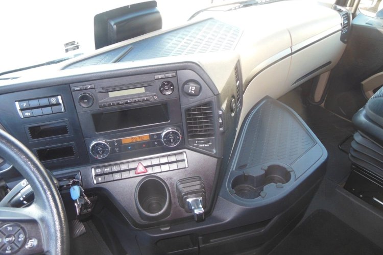 MERCEDES-BENZ 1845 Actros