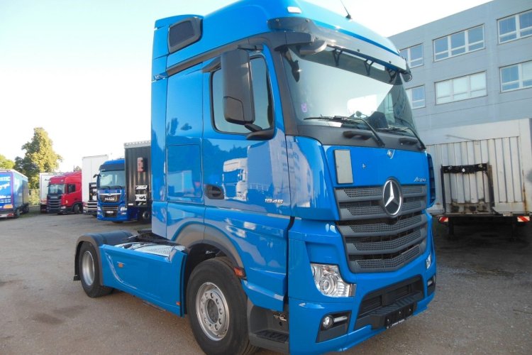MERCEDES-BENZ 1845 Actros