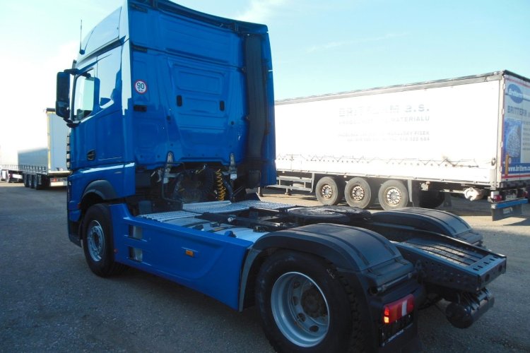 MERCEDES-BENZ 1845 Actros