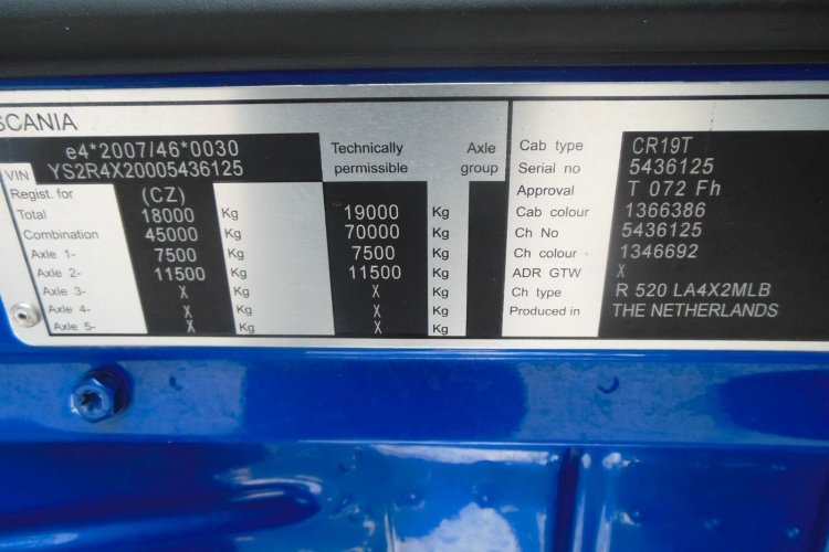 SCANIA R520, V8, TOP STAV!!