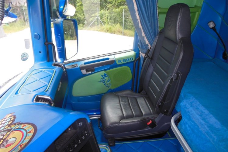 SCANIA R520, V8, TOP STAV!!