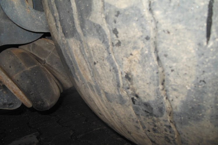 Schmitz SCB, Paletový koš, Zvedačka návěs pro nákladní