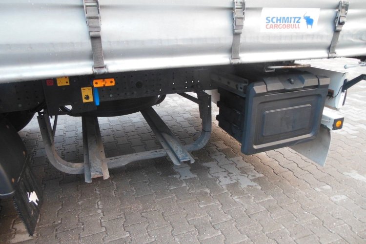 Schmitz SCB, Paletový koš, Zvedačka návěs pro nákladní