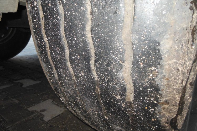 Schmitz SCB, Paletový koš, Zvedačka návěs pro nákladní