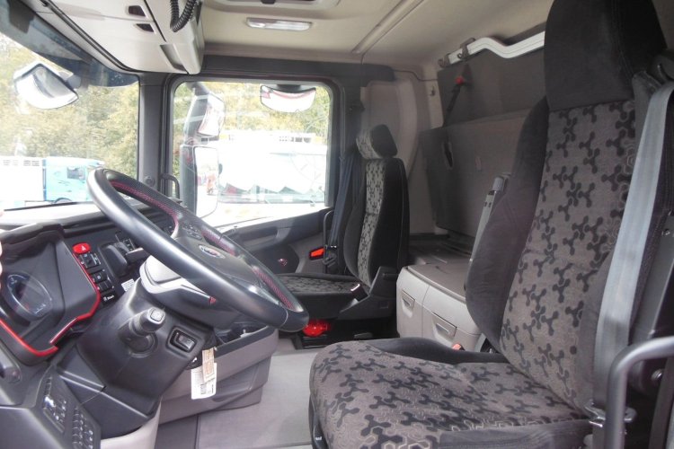 SCANIA R580, 8x4, Sklápěč S2, Palfinger PK19