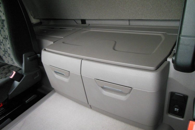 SCANIA R580, 8x4, Sklápěč S2, Palfinger PK19