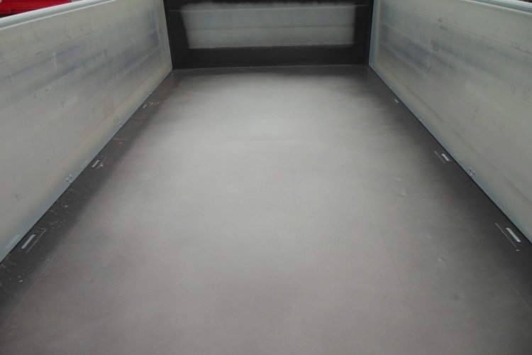 Schwarzmüller Z2, Nový-Neregistrovaný-Skladem přívěs pro nákladní přepravu