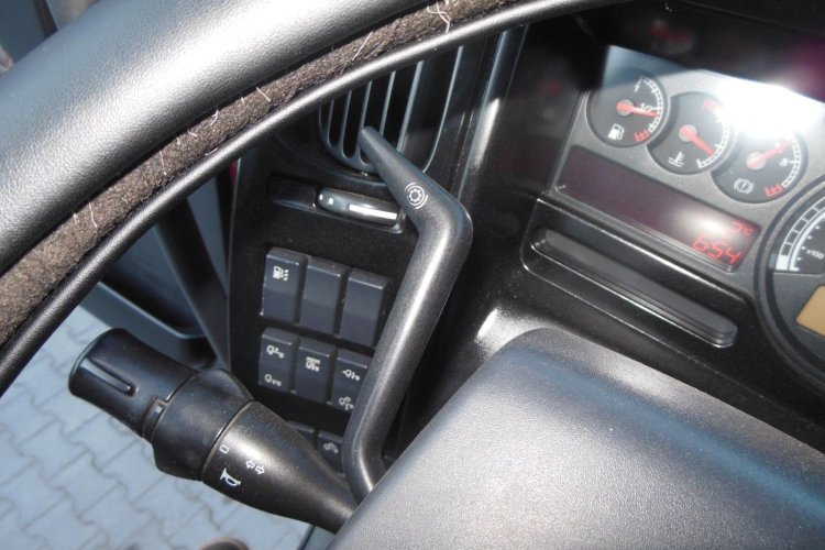 RENAULT PREMIUM 440.19 DXi