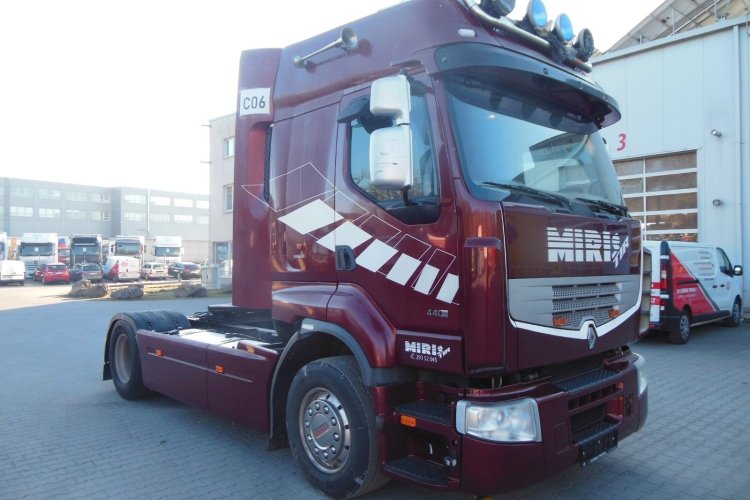 RENAULT PREMIUM 440.19 DXi