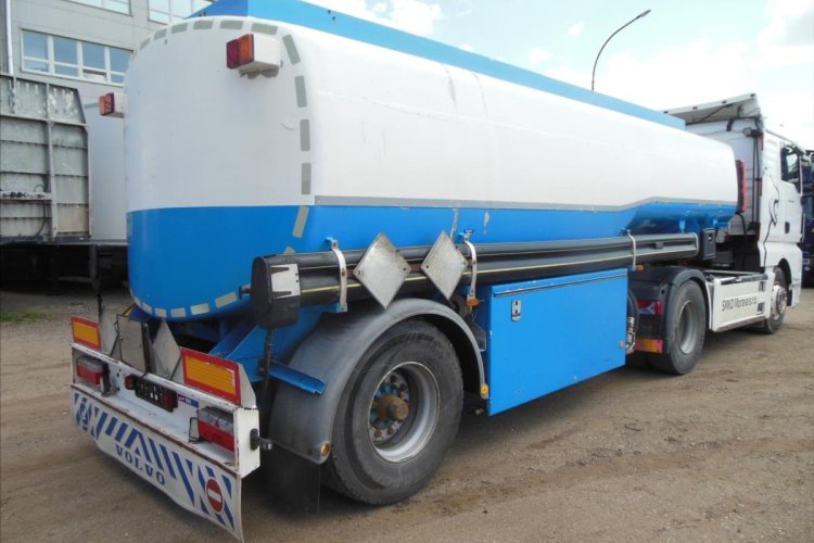 Willig-Haller, 24.589 l, 4 komory návěs pro nákladní přepravu