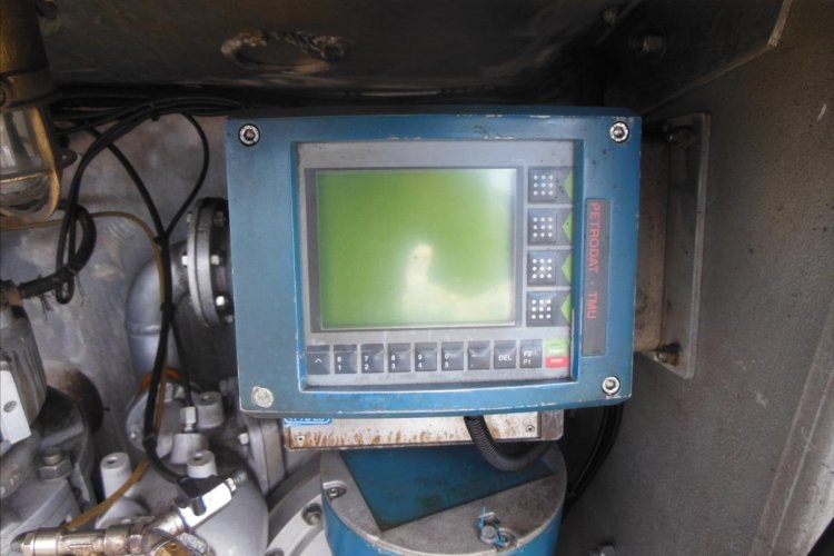 Willig-Haller, 24.589 l, 4 komory návěs pro nákladní přepravu