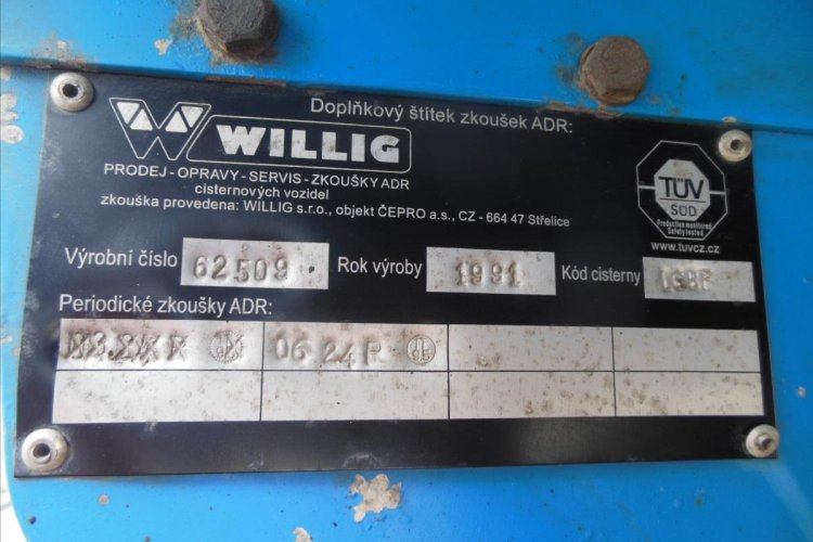 Willig-Haller, 24.589 l, 4 komory návěs pro nákladní přepravu