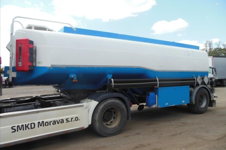 Willig-Haller, 24.589 l, 4 komory návěs pro nákladní přepravu