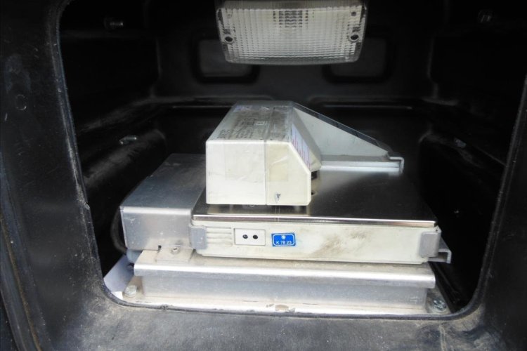 Willig-Haller, 24.589 l, 4 komory návěs pro nákladní přepravu