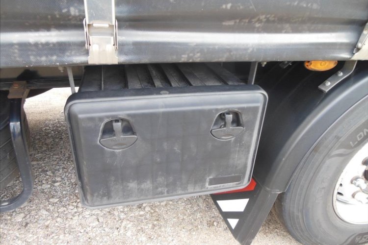 Schwarzmüller SPA 3/E, 2 x zvedací náprava