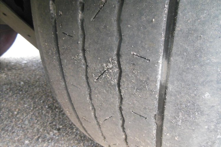 Schwarzmüller SPA 3/E, 2 x zvedací náprava