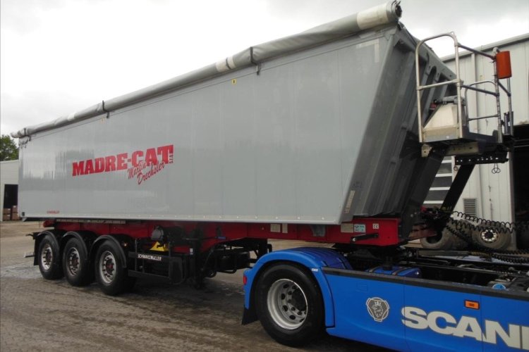 Schwarzmüller KIS 3/E, SAF, 49m3, Nápravy 9t