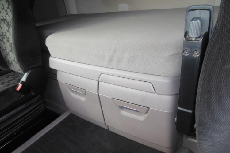 SCANIA R450, LowDeck, Retarder, Nezávislá klima