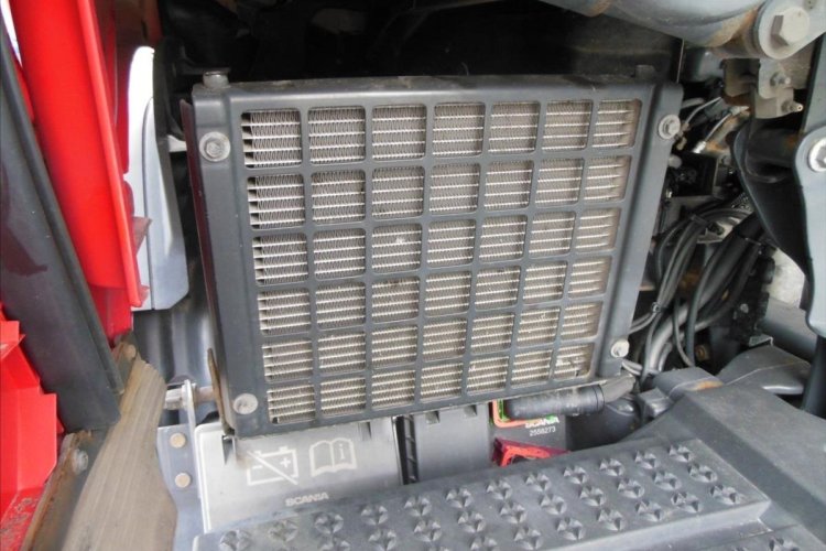 SCANIA R450, LowDeck, Retarder, Nezávislá klima