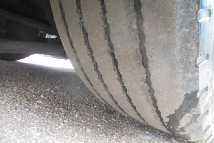 SCANIA R450 LowDeck, Retarder, Nezávislá klima