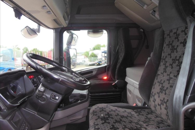 SCANIA R450 LowDeck, Retarder, Nezávislá klima