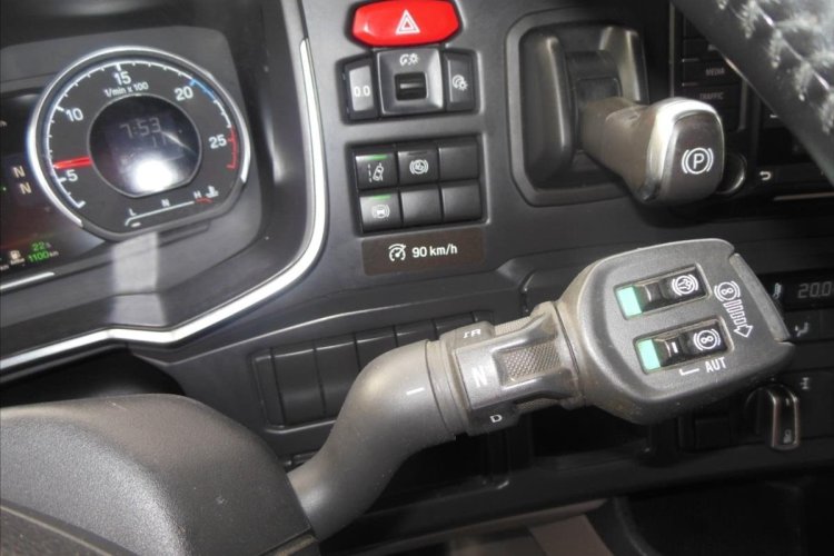 SCANIA R450 LowDeck, Retarder, Nezávislá klima