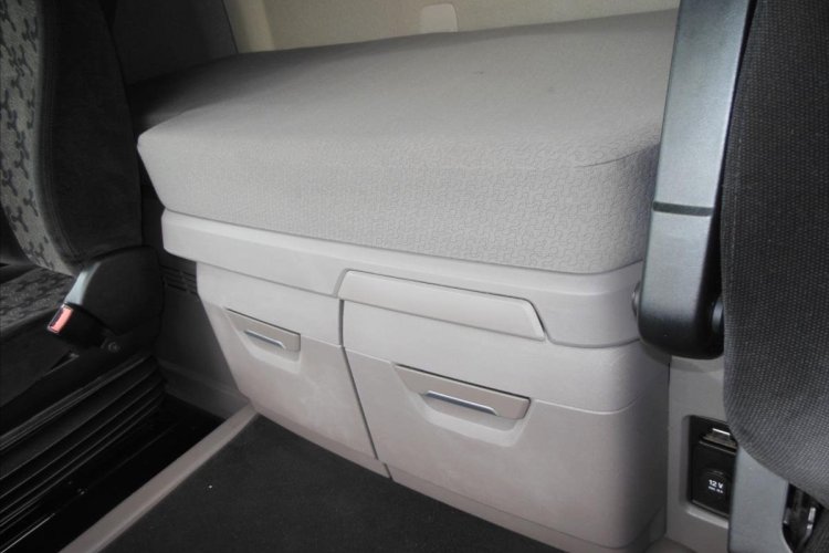 SCANIA R450 LowDeck, Retarder, Nezávislá klima