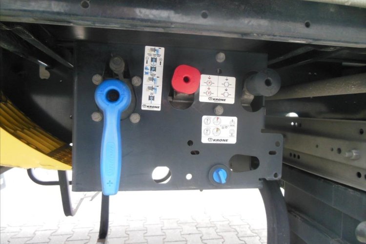 Krone SD, Zvedací náprava návěs pro nákladní