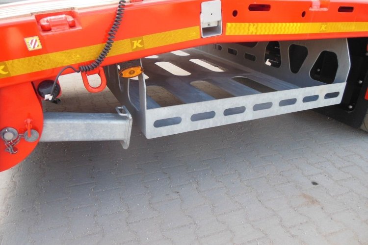 Kässbohrer K.SPA M 3, MEGA-PLATO-TELESKOP