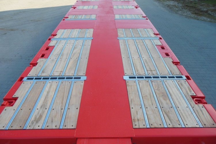 Kässbohrer K.SPA M 3, MEGA-PLATO-TELESKOP