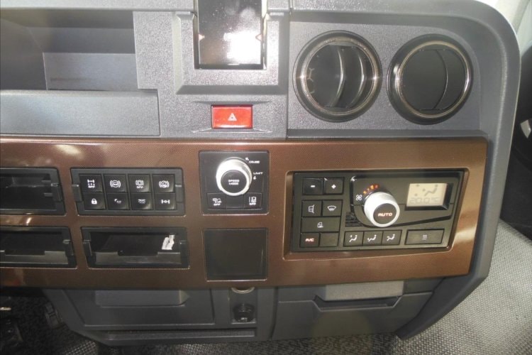 Renault T480, LowDeck