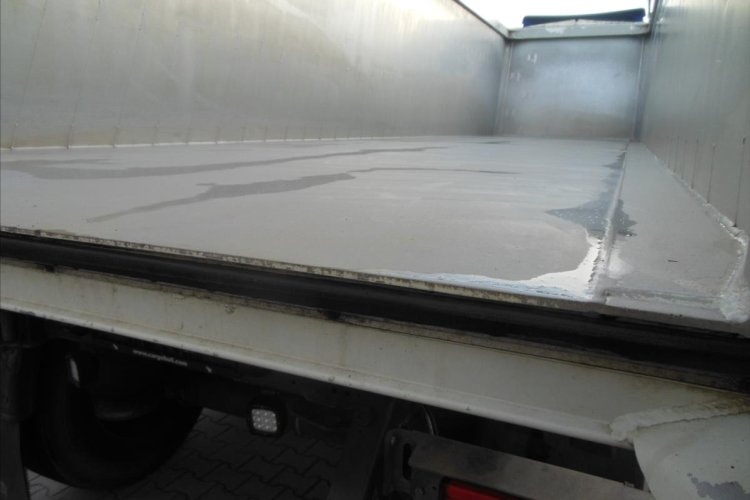 Schmitz SKI 24, 51m3, Nápravy 9t